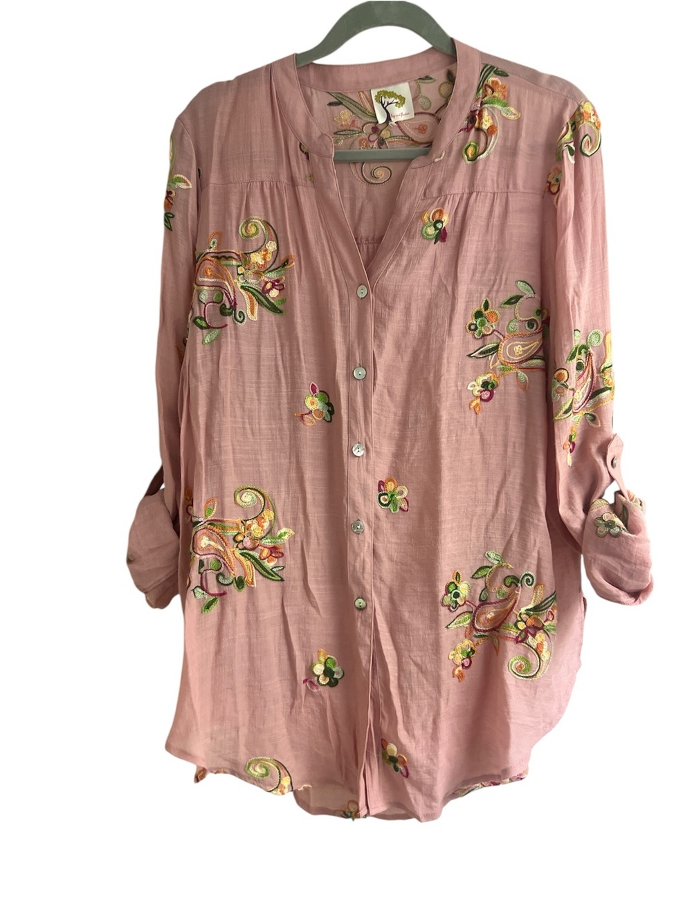 Anthropologie Fig and Flower Embroidered Pink Women’s Button-Front blouse